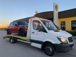 Abschleppdienst von einem MINI COOPER